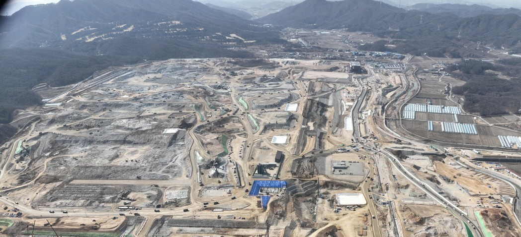 25년 03월 [축구센터-남측전경]